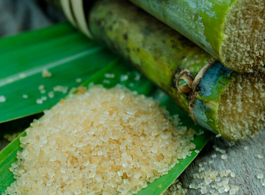 Como manter o canavial livre de plantas daninhas?