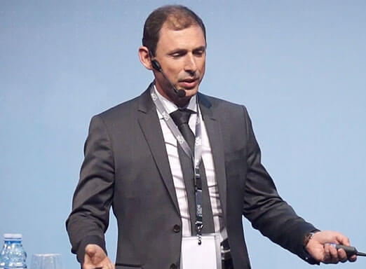 Transporte de Cargas no Brasil - desafios e oportunidades