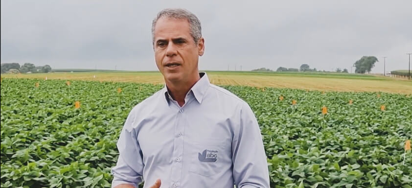 Fitopatologista Sênio Prestes, da Fundação ABC