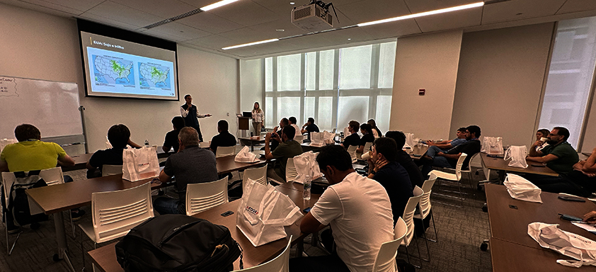 Clientes OTO, programa de relacionamento da Syngenta, visitam a a Dekalb Farm Bureau e a Fazenda Walter Farms Whiskey & Acres, no estado de Illinois, EUA 